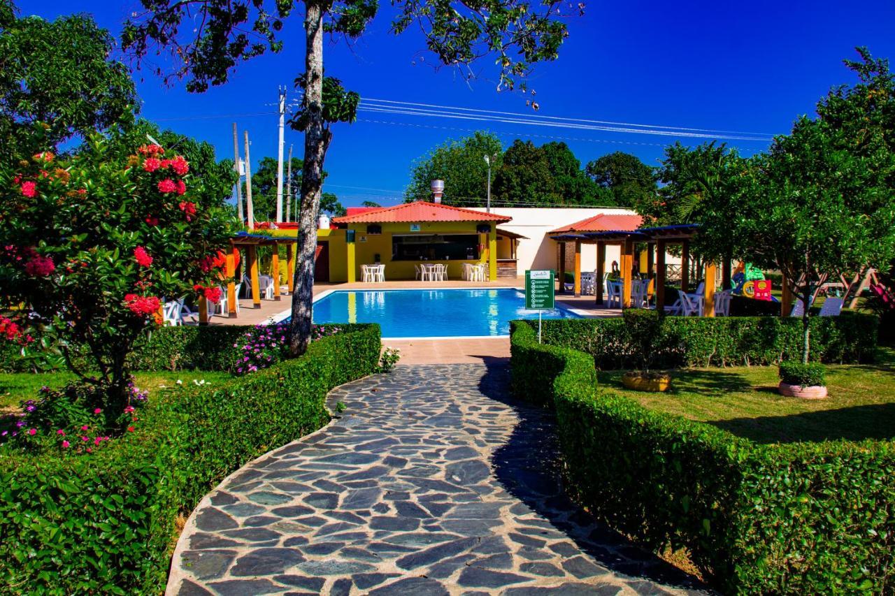 Bonao Deluxe Suites Guacamayos - Eco-Lodge & Swimming Pool المظهر الخارجي الصورة